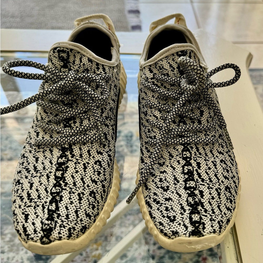 Yeezy boost turtle dove